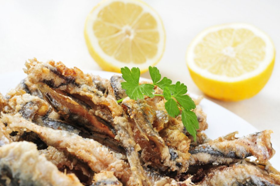 Fried anchovies