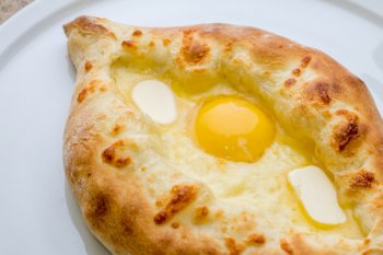 Khachapuri