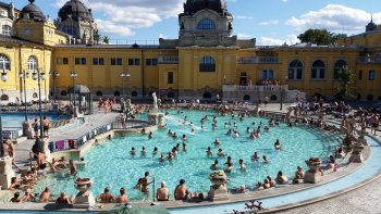 Széchenyi Baths, Hot Public Thermal Baths
